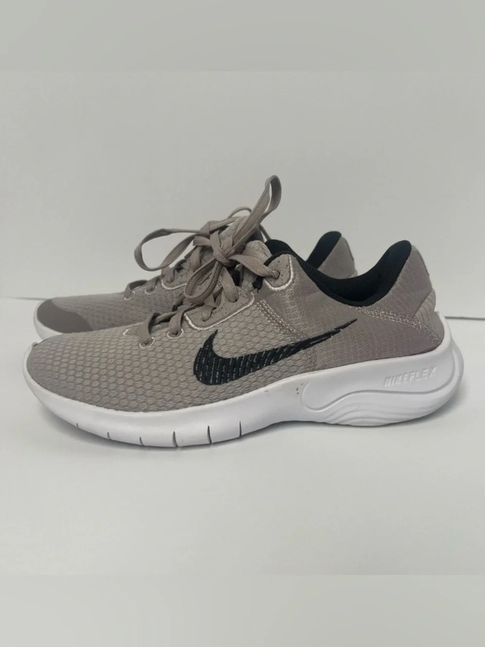 Nike Flex Experience Run 11 Next Nature Amethyst Ash Grey Women Size 7